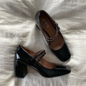 BIBI LOU Black Patent Mary Jane Heels